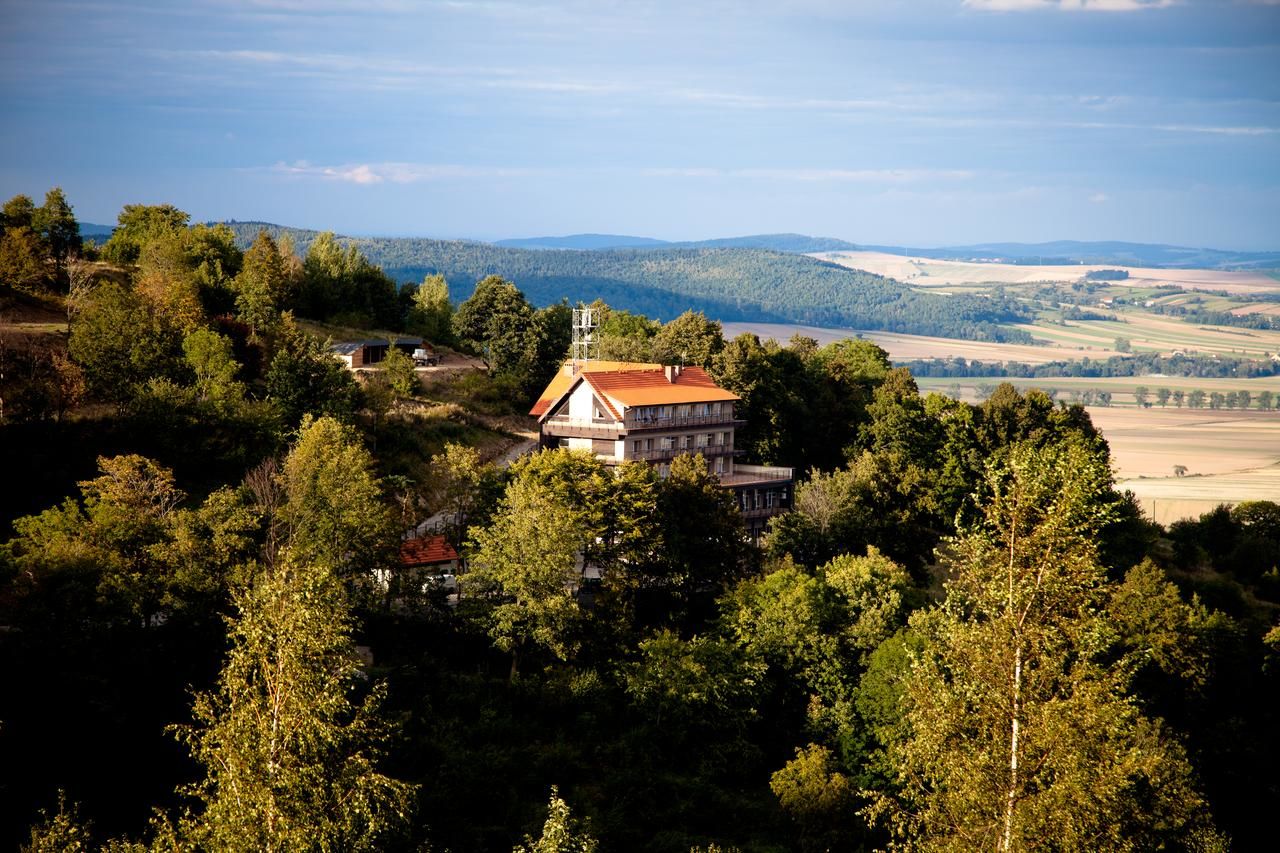 Отель Hotel Srebrna Góra Сребрна Гура