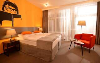 Отель Hotel Srebrna Góra Сребрна Гура Двухместный номер «Комфорт» с 1 кроватью или 2 отдельными кроватями и террасой-4